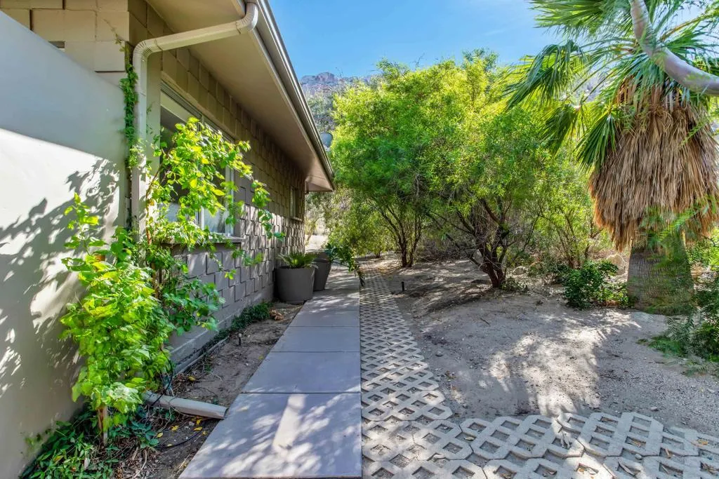 15971 Snow Creek Road, Whitewater, California 92282 home-pic-22